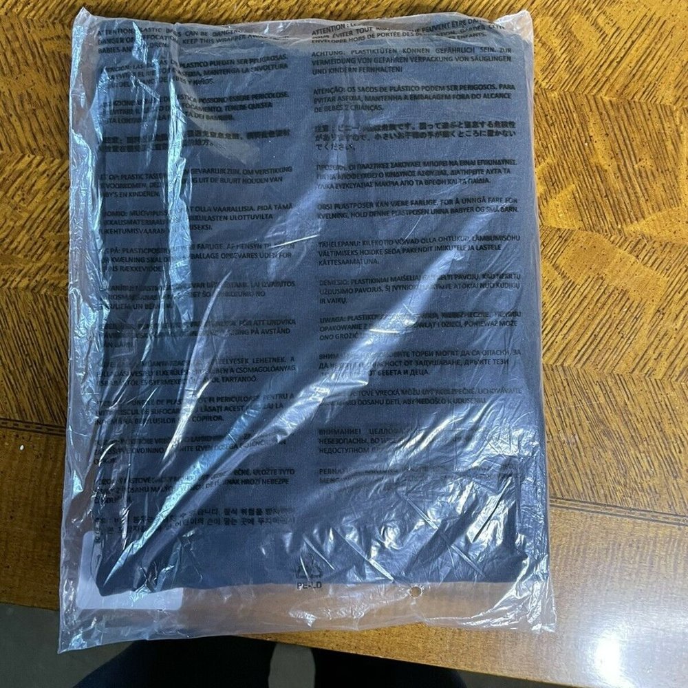 Travis Scott X Mcdonald’s Collab Black Sesame Tee - Picture 3 of 5